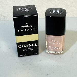 Retired Chanel Le Vernis Nail Color Polish 156.587 Snowflake New In Box Rare
